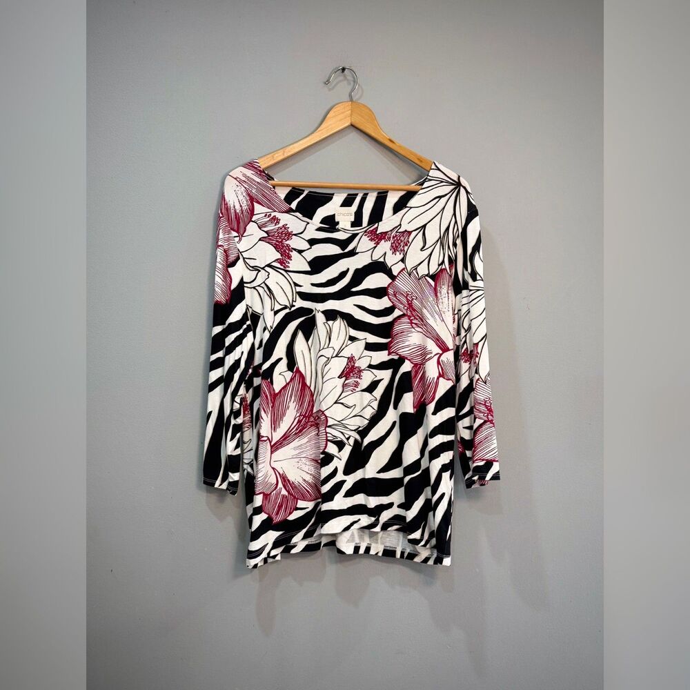 Chico's Floral Zebra Boatneck Top Size 3 (16) EUC - Picture 3 of 6